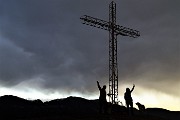04 Alla Croce del Pizzo di Spino(958 m) con temporale